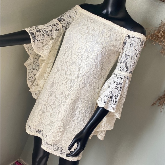 Wayf Dresses & Skirts - Wayf Cream Lace Off-Shoulder Angelic Dress